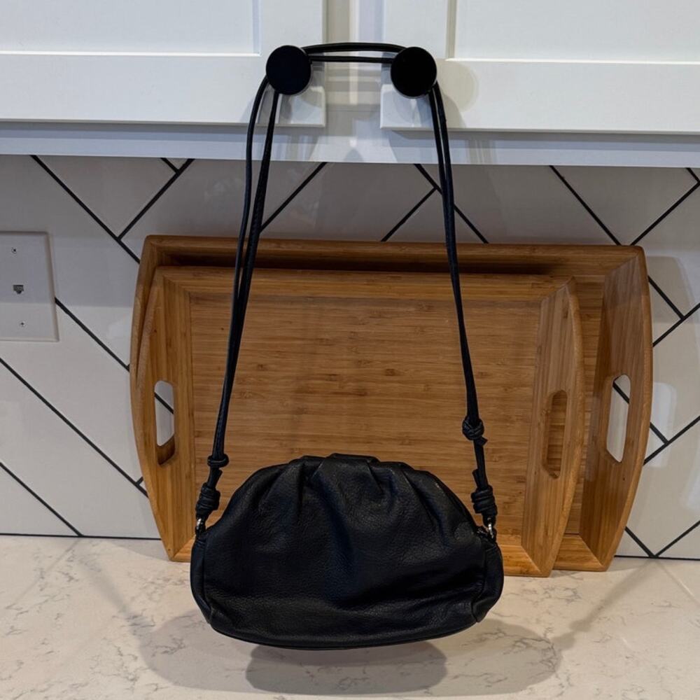 Black leather adjustable strap crossbody shoulder bag minimalist retro western